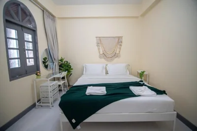 Beachfront 4-BR House in Patong – Foto 10